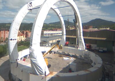 The enclosure arch girders in place at the Tallares Hilfa factory in Basauri, Spain. Image courtesy of AEC-Idom, June 2013.