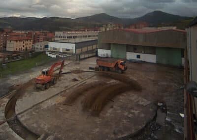 Foundation preparation for the enclosure factory assembly work in the Tallares Hilfa factory in Basauri, Spain. Image courtesy of AEC-Idom, January 2013.